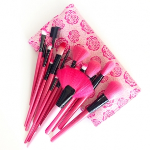 Набор натуральных кистей MUFY "Pink Roses 18" ― MyLovin - Интернет магазин профессиональной декоративной косметики